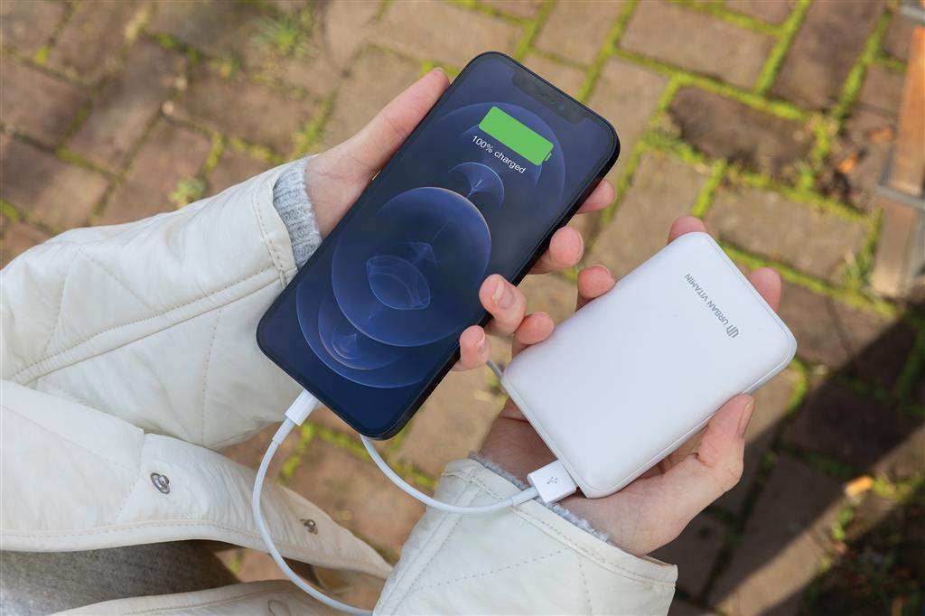 10.000 mAh 18W PD Powerbank