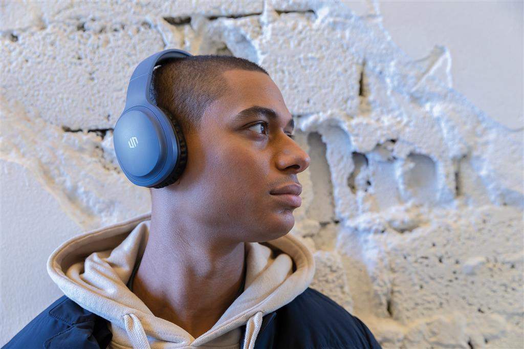 Urban Vitamin Belmont Wireless Headphone