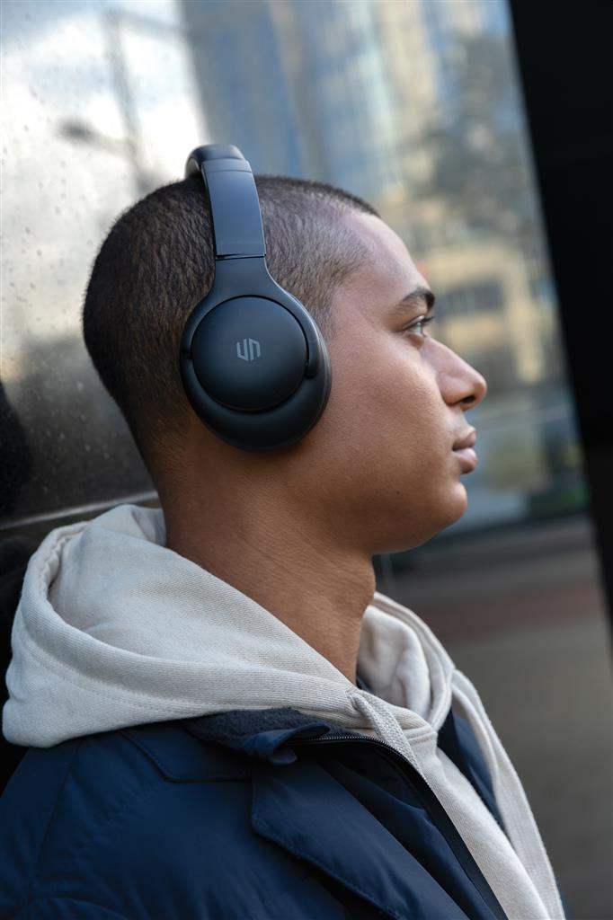 Urban Vitamin Fresno Wireless Headphone