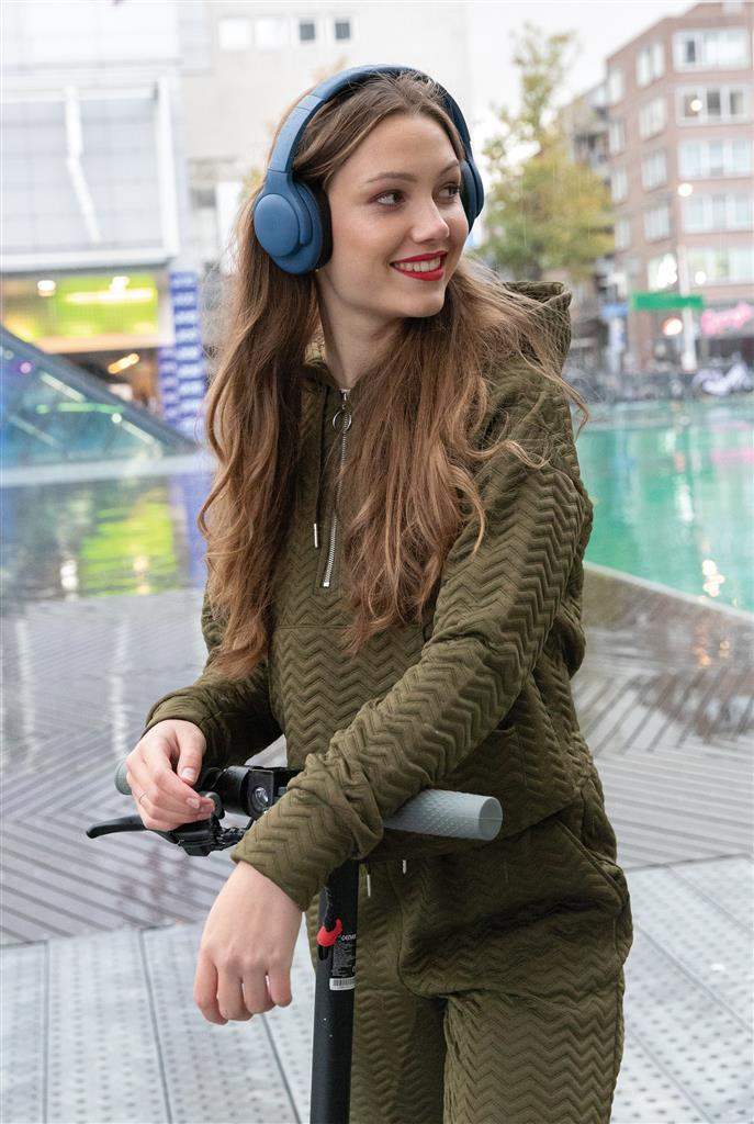 Urban Vitamin Fresno Wireless Headphone