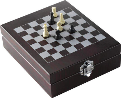 Wine Set with Chess-Game